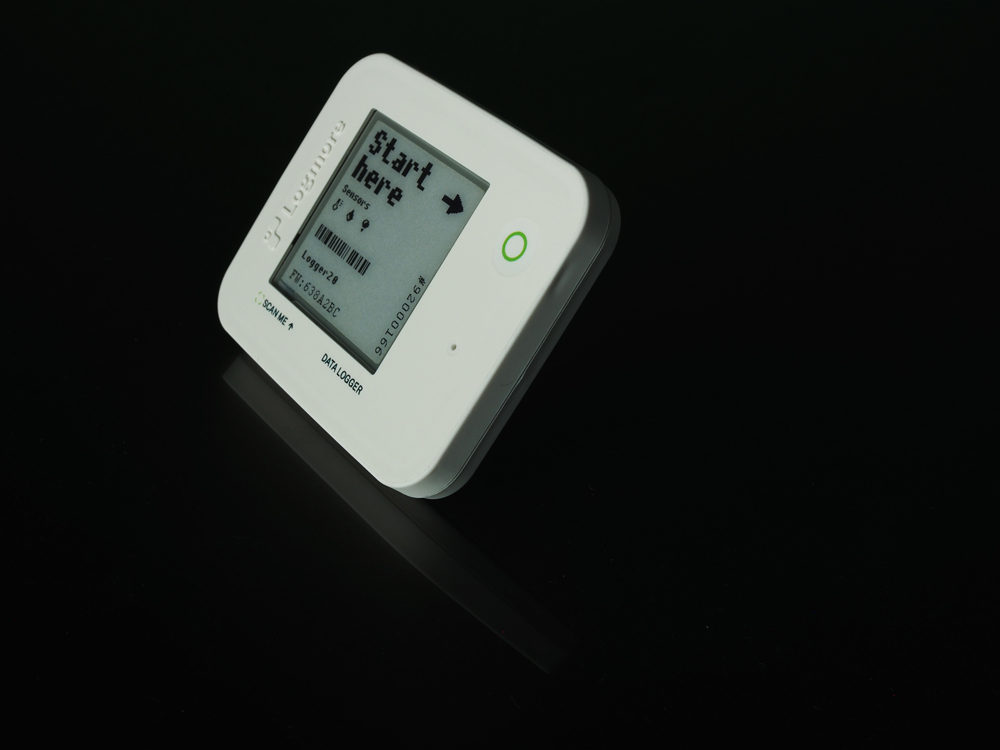 Logmore Gen2 QR data logger used for shipment monitoring